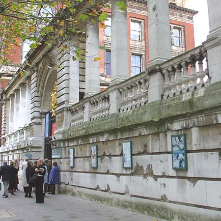 Szaleństwo na Exhibition Road