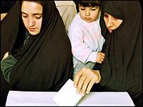 Iran: koniec głosowania