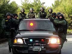 Małpa S.W.A.T.?