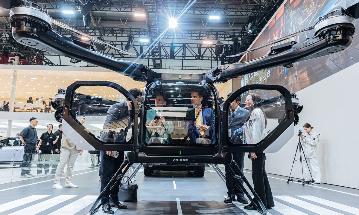 Maszyna eVTOL na targach technologicznych, kwiecień 2026. Fot. materiały prasowe Global Times